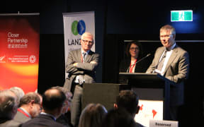 Former trade minister Tim Groser and David Parker, Minister of Trade and Export Growth answering questions. In the middle is Stephanie Honey, associate director of NZ International Business Forum, who was the MC of the conference.