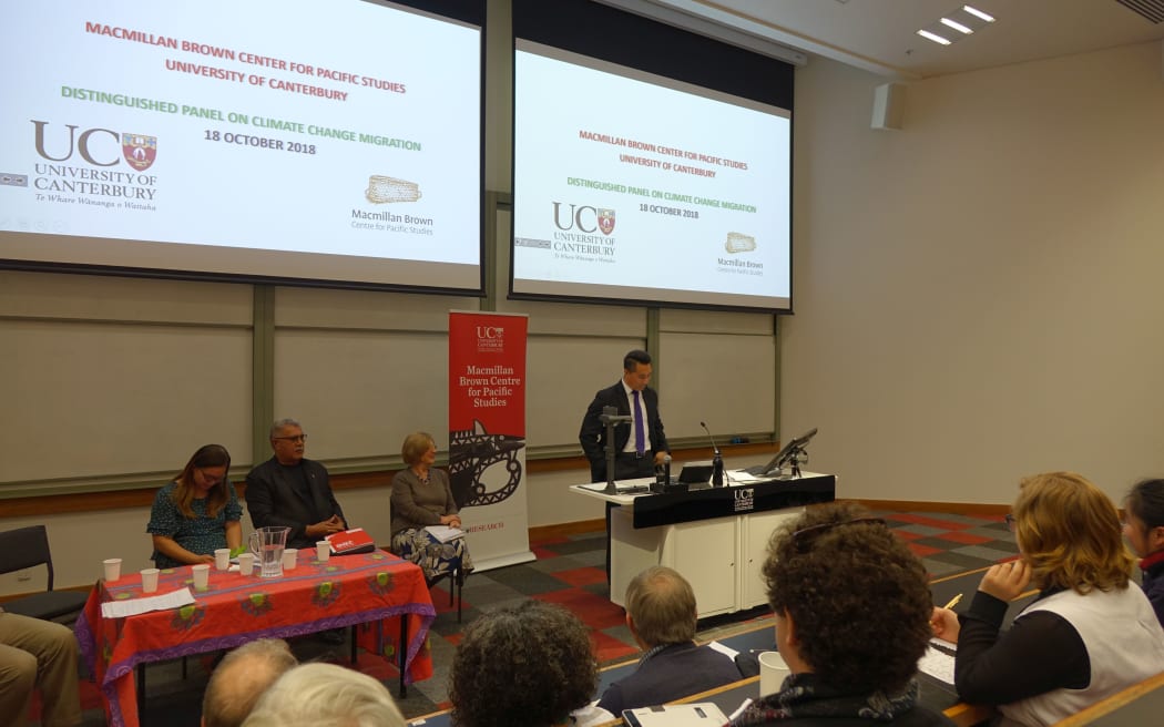 Dr Iati Iati from Otago University
