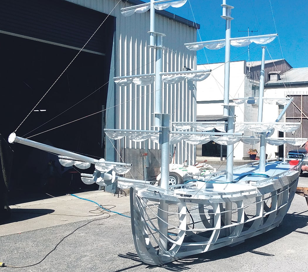 Gisborne District Council staff have recommended one Endeavour model be installed in Uawa/Tolaga Bay, and a local museum for the other model.