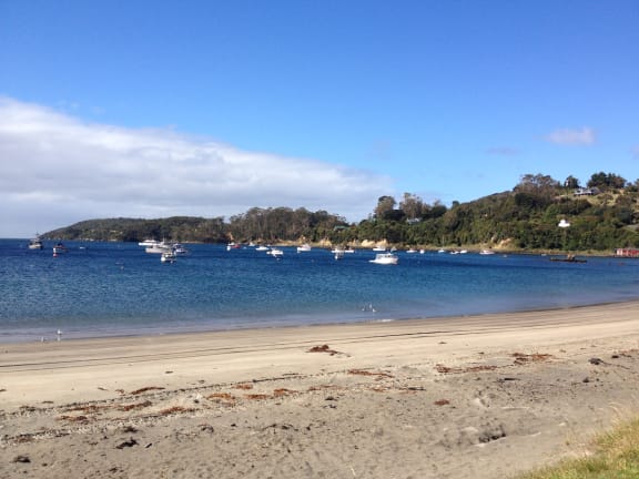 Half Moon Bay, Ulva Island.