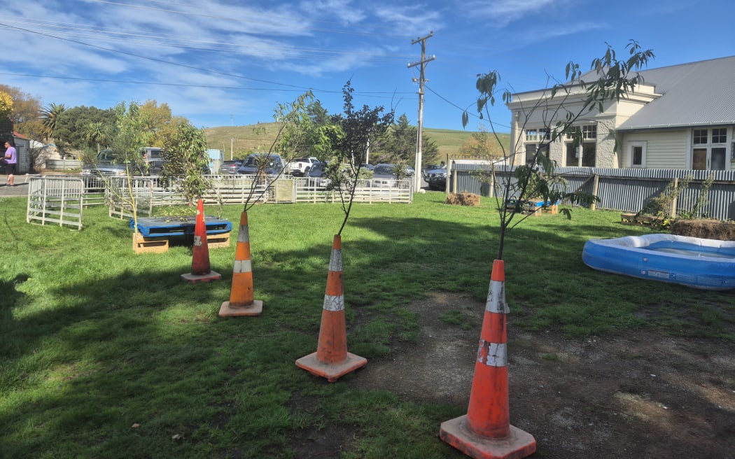 There's also an obstacle course for the kids.
