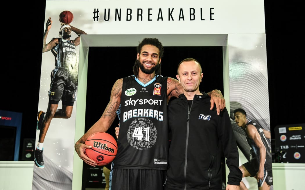 Glen Rice Jr and Dan Shamir at 
Breakers training session.