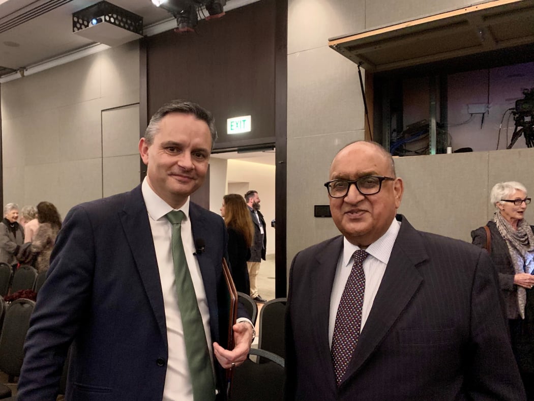 Green Party's James Shaw and NZIIA president Sir Anand Satyanand