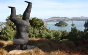 Shona Rapira Davies 1989 sculpture ‘They do cut down the poles that hold up the sky’ at Hōtere Garden Oputae, Port Chalmers.