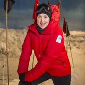 Dr Regina Eisert