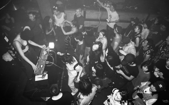 Kaishandao playing at Chengdu club TAG