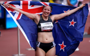 Danielle Aitchison with the New Zealand flag after finishing second in the women's 200m T36 at the Olympic Stadium, Tokyo, Japan 29/8/2021.