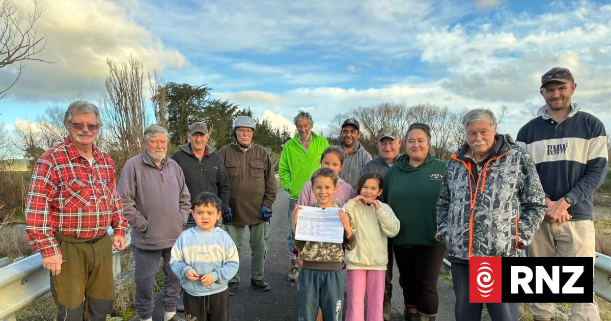 Hawke's Bay community signs petition to have cyclone-damaged bridge fixed