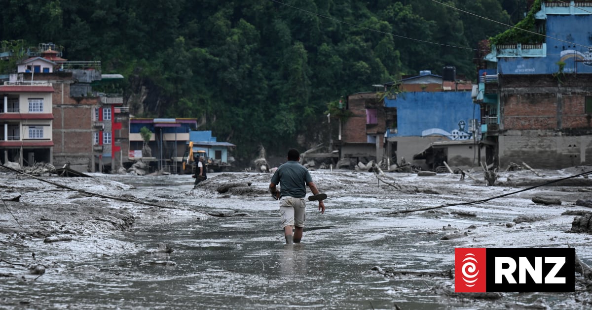 Nepal flash flood: Five New Zealanders missing - reports