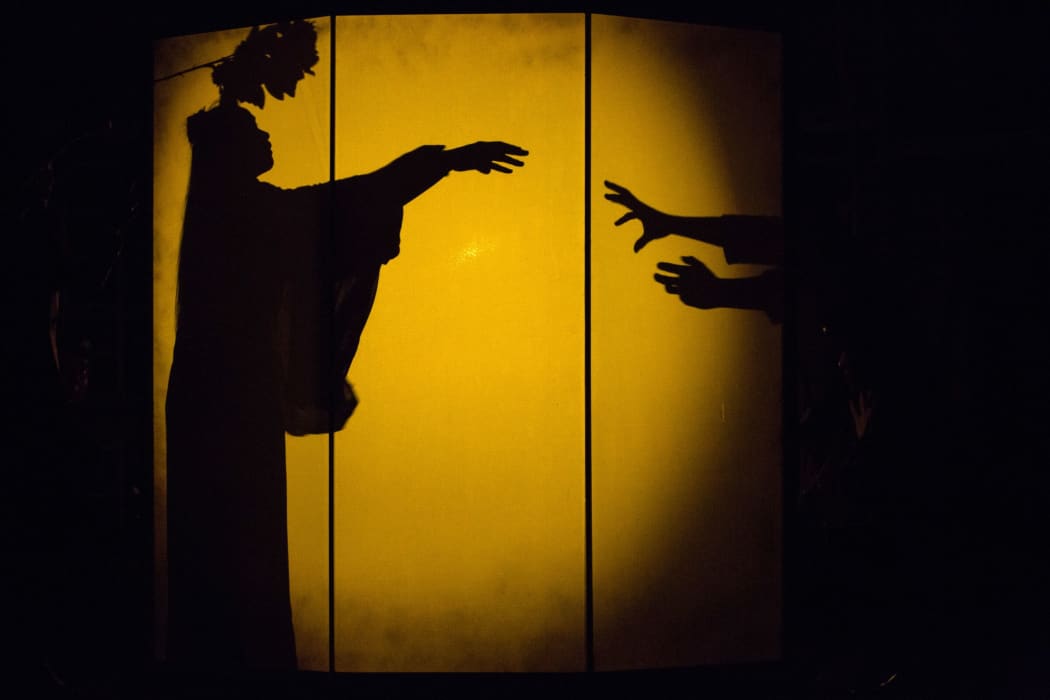 The Dreamer uses shadow theatre, music and dance to tell its story