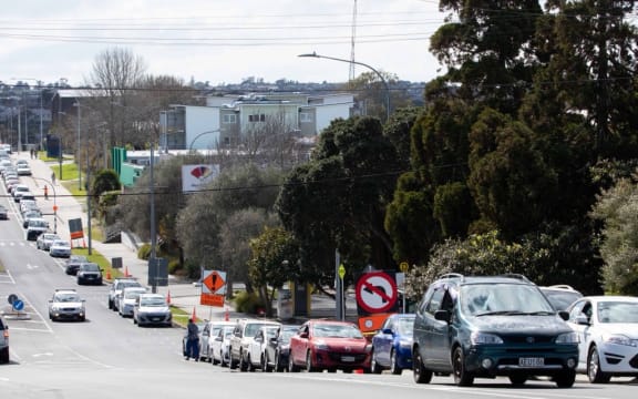 A queue for testing at the Northcote Covid-19 testing site.