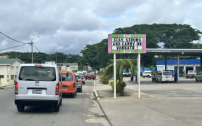 A local business sign in Port Vila reads “Stay strong and carry on Vanuatu” today marks one week since a 7.3 magnitude earthquake struck the capital. 24 December 2024 Photocredit: RNZ Pacific/ Moses Cakau
