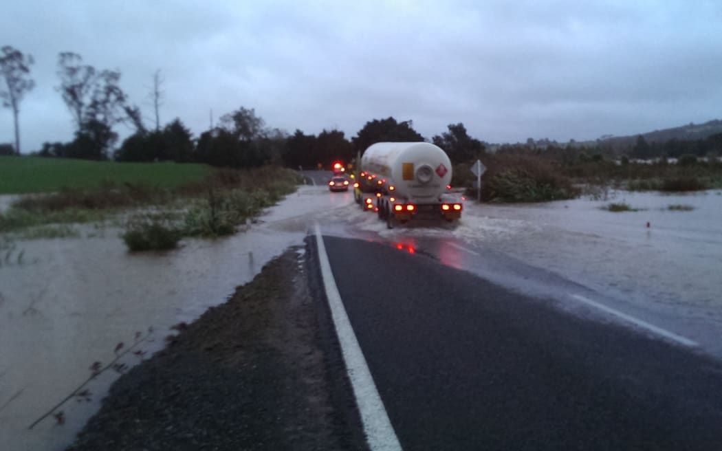 Flooding over SH1 North of Whangarei.