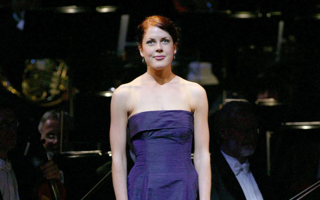 Soprano Anna Leese performing with NZSO in the 2006 Kiri Te Kanawa Foundation Gala