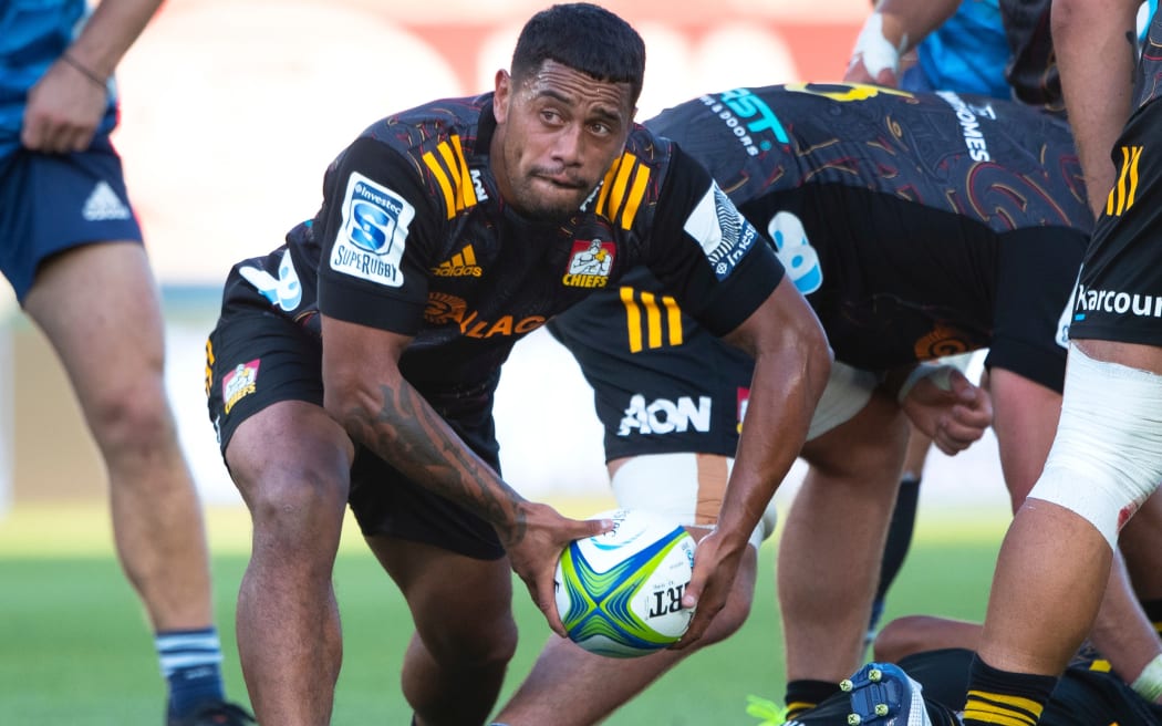 Chiefs halfback Te Toiroa Tahuriorangi.