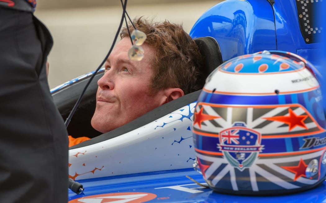 AUSTIN, TX - MARCH 23: Scott Dixon (9) of Chip Ganassi Racing driving a Honda waits for his pit crew to work an issue  before the IndyCar morning practice at Circuit of the Americas on March 23, 2019 in Austin, Texas. (Photo by Ken Murray/Icon Sportswire)