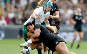 Veisinia Mahutariki-Fakalelu of New Zealand tackles Maceala Samboya of South Africa New Zealand Black Ferns v South Africa Springbok Women, Quarter Final match of the 2025 Women’s Rugby World Cup at Sandy Park, Exeter, England on Saturday 13 September 2025.
Photo credit: Matthew Impey / Photosport