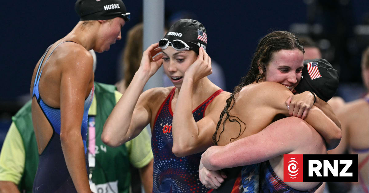World records tumble as US rule the Paris pool | RNZ
