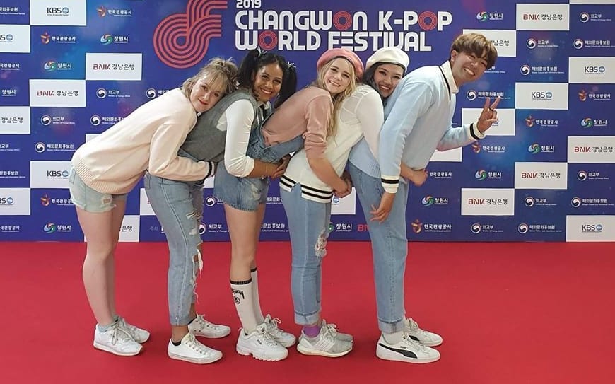 MDC backstage at Changwon (l-r) Erin, Virginia, Emma, Selina and Bryce.