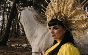 Tami Neilson, Kingmaker