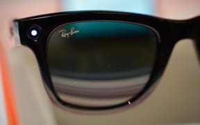 The sunglasses, which have a lens in the outer corner, are believed to be a readily available model from a popular eyewear brand.