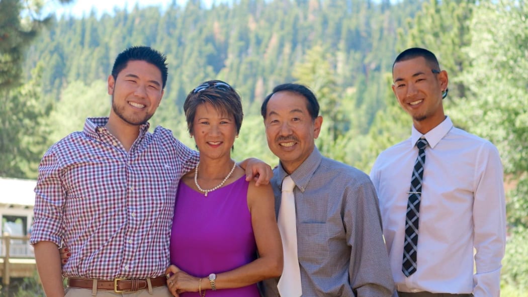 From left, US family of  Kevin, Nancy, Robert, and Tyler Nii.
