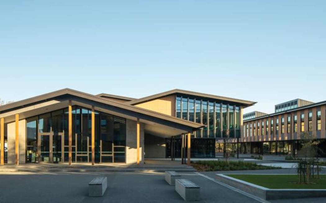 Te Aratai College Hall