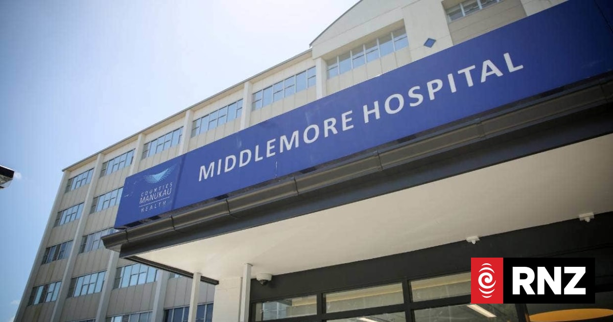 Middlemore Hospital staff declare healthcare 'crisis'