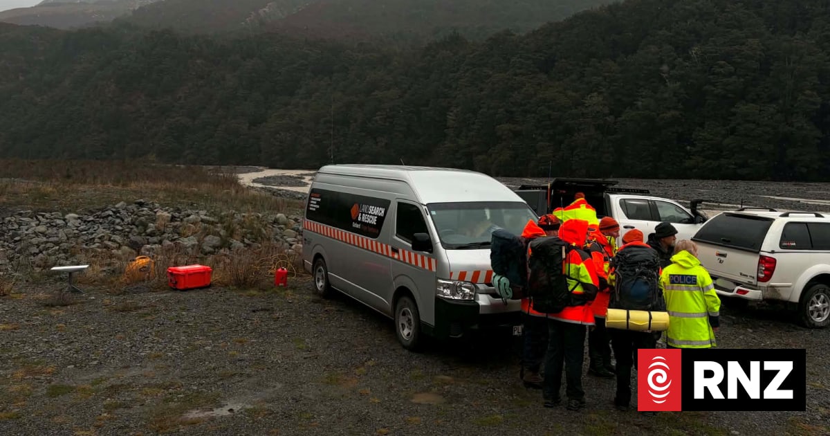 Search underway after hiker swept down river in Selwyn