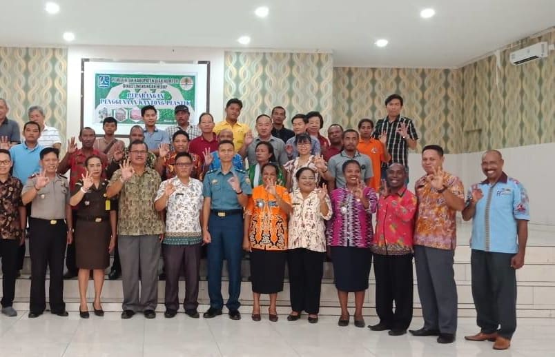 The announcement of the plastic bag ban in West Papua