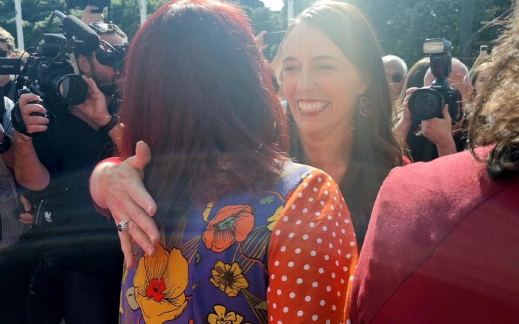 Jacinda Ardern says goodbye to supporters on her last day as prime minister.