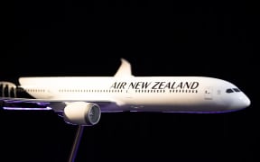 Air New Zealand has committed to buying eight Boeing 787-10 Dreamliner aircraft.
