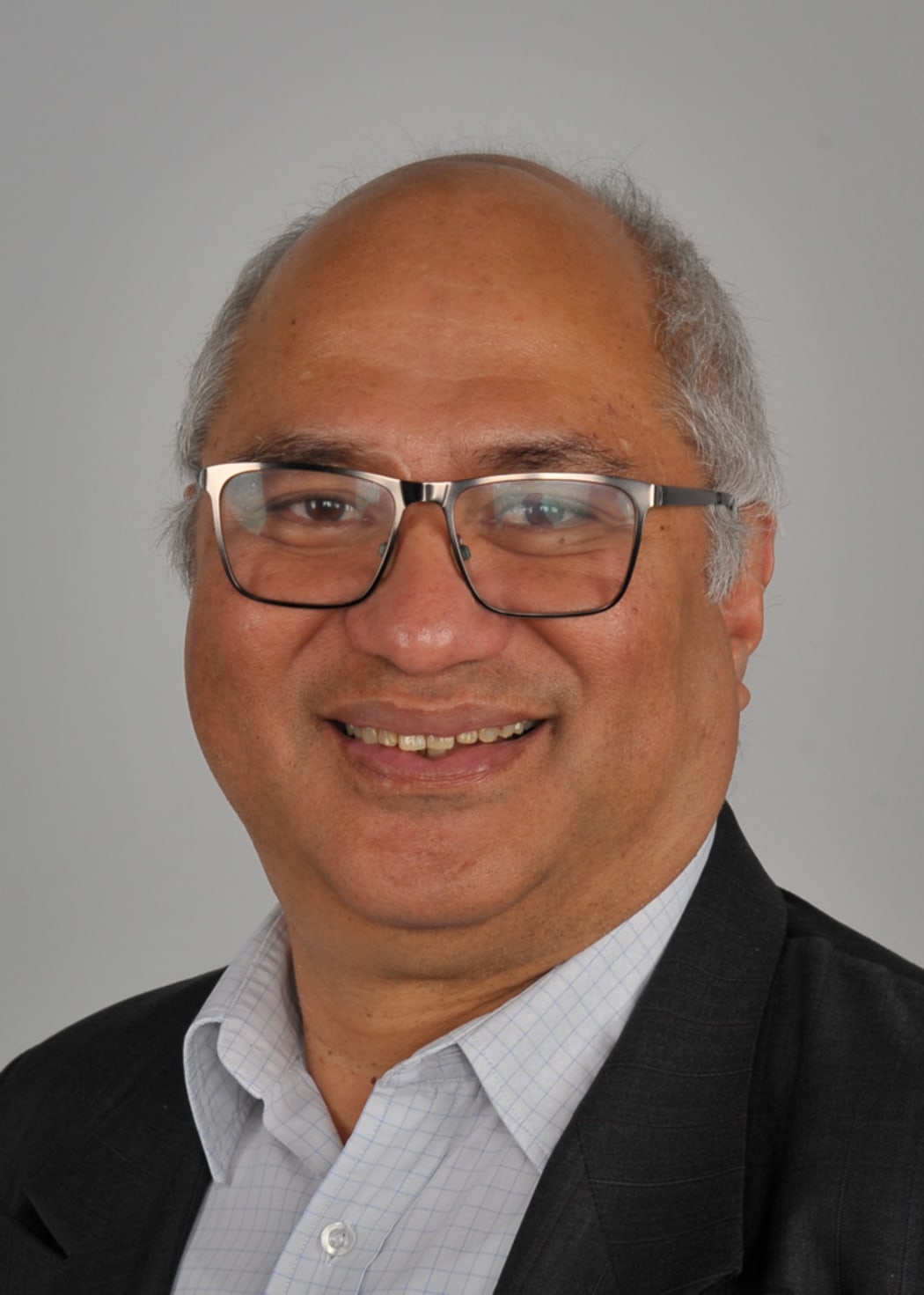 Professor Alec Ekeroma