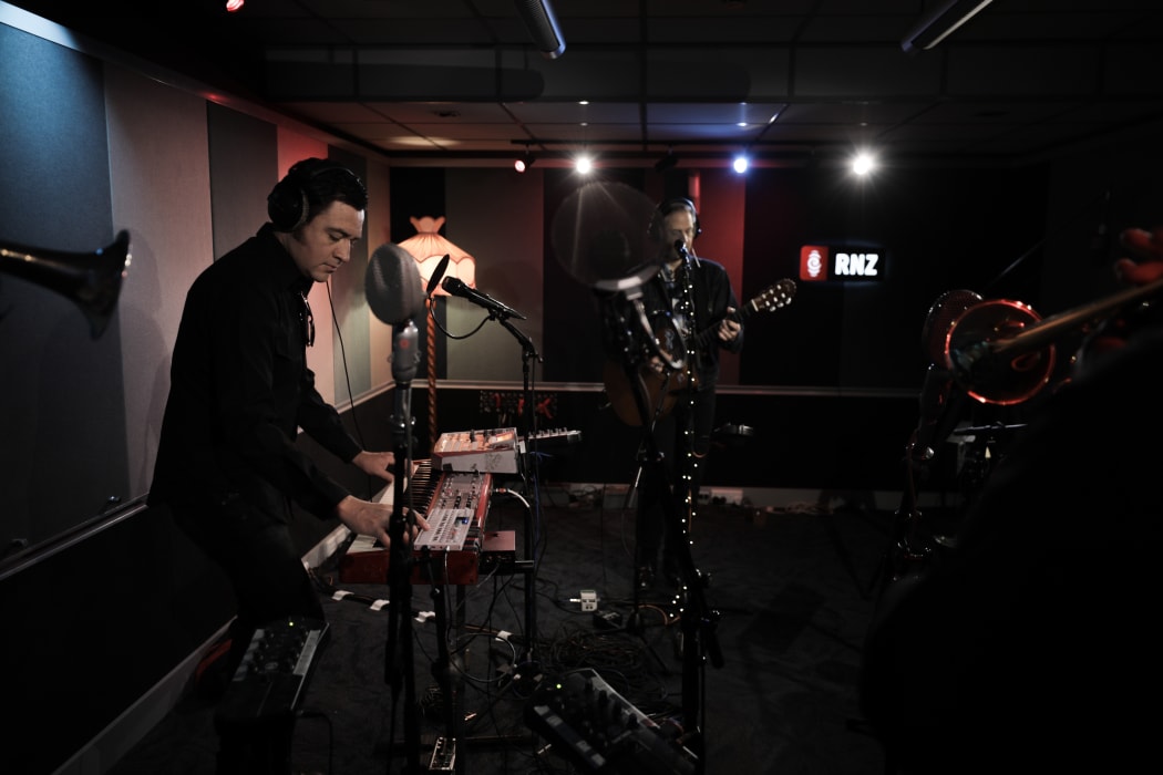 Calexico in studio