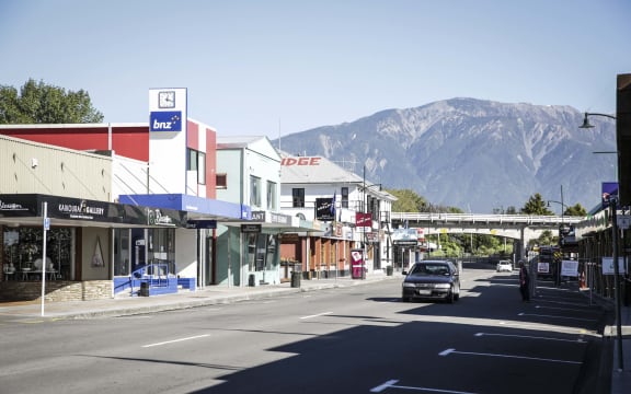 Walkabout town for Checkpoint