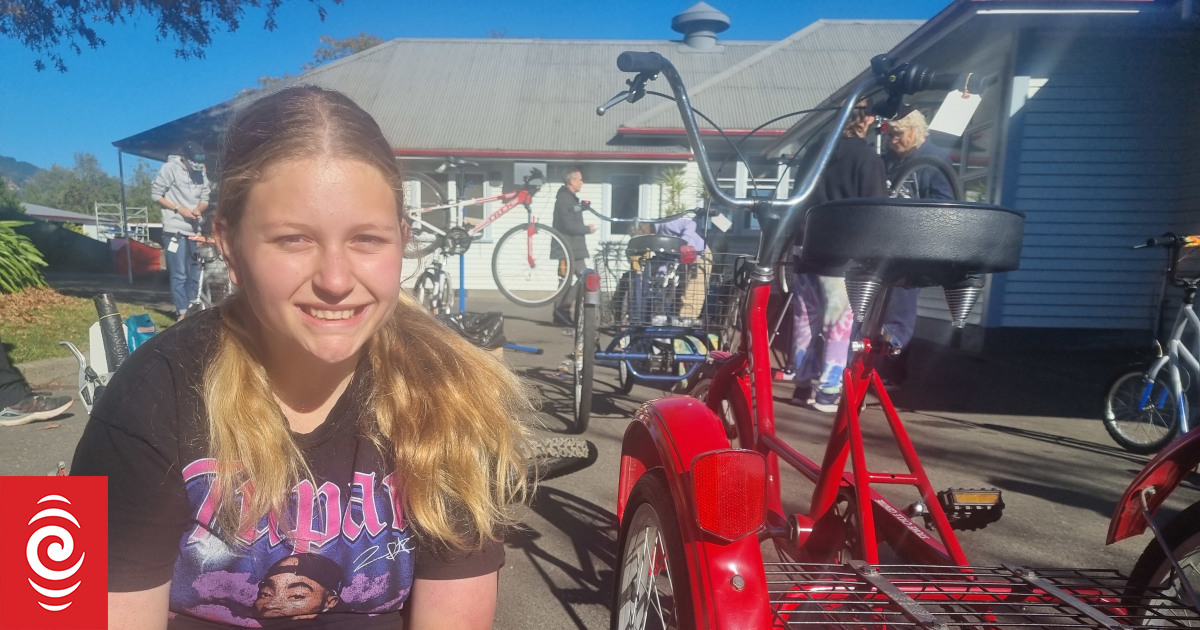 Nelson school students back on bikes after community group pitches in with repairs - Vimarsana News