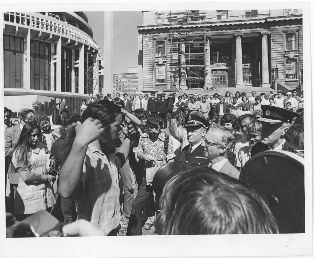 Land March 1975