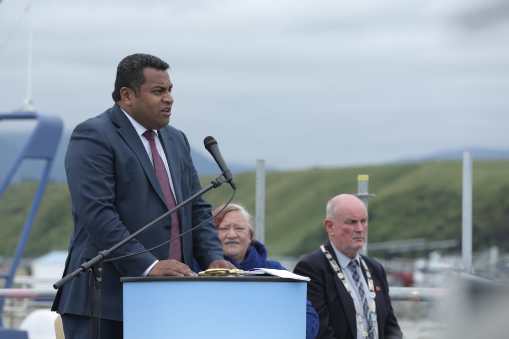 The Minister of Civil Defence Kris Faafoi today announced that the Kaikōura Harbour is open again.