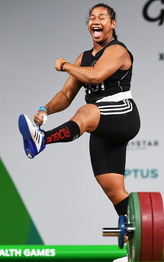 Eileen Cikamatana
