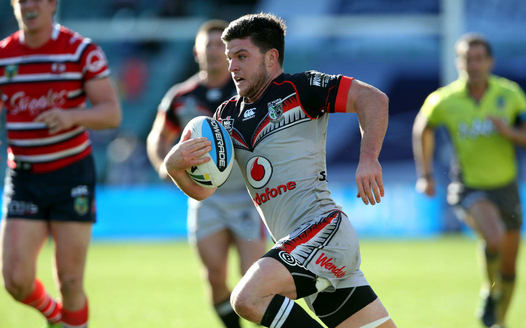 Chad Townsend on the attack
Roosters v Warriors NRL rugby league match at Allianz Stadium, Sydney Australia. Sunday 19 July 2015.