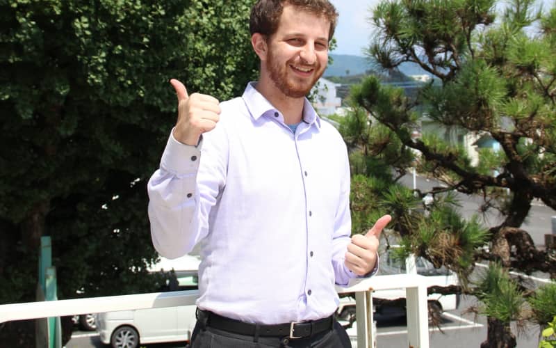 Call for answers after NZ man dies in Japan hospital | RNZ