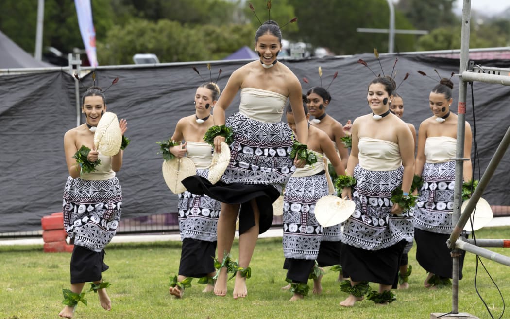 Baradene College's Fijian Group