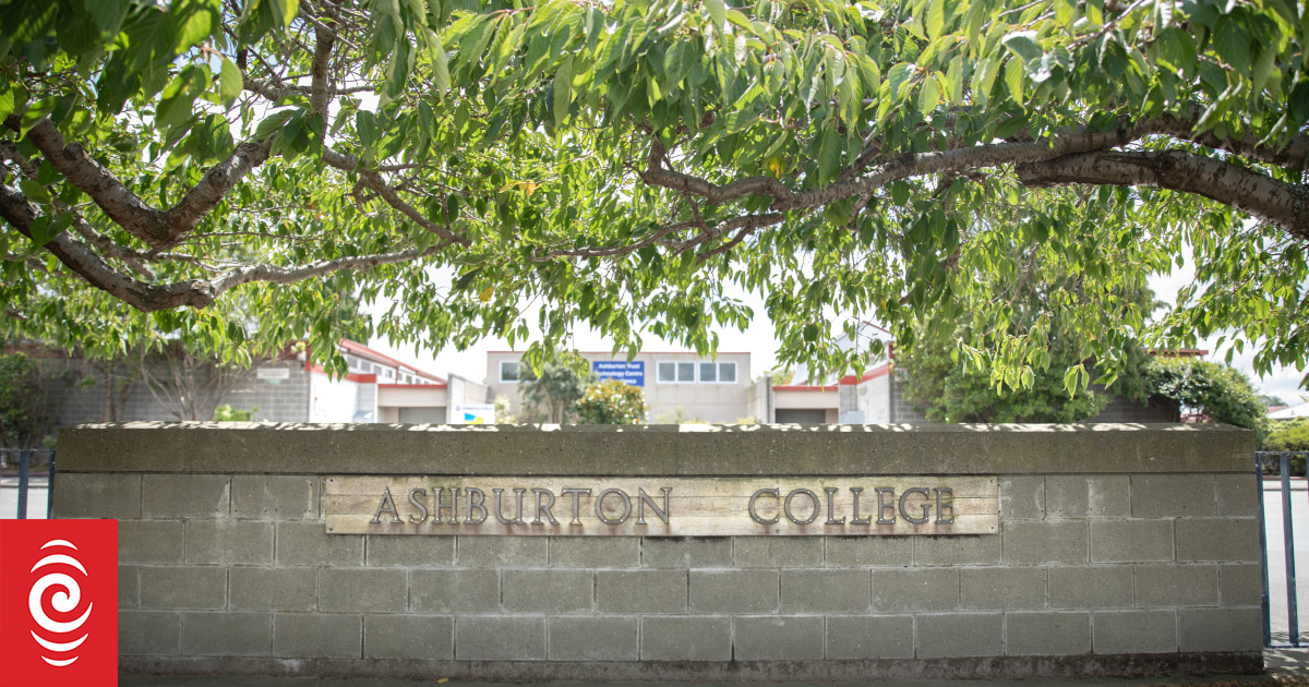 Ashburton College closed after threatening call - Vimarsana News