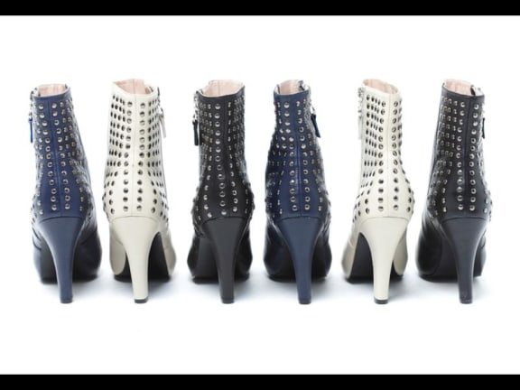Kathy hotsell wilson shoes