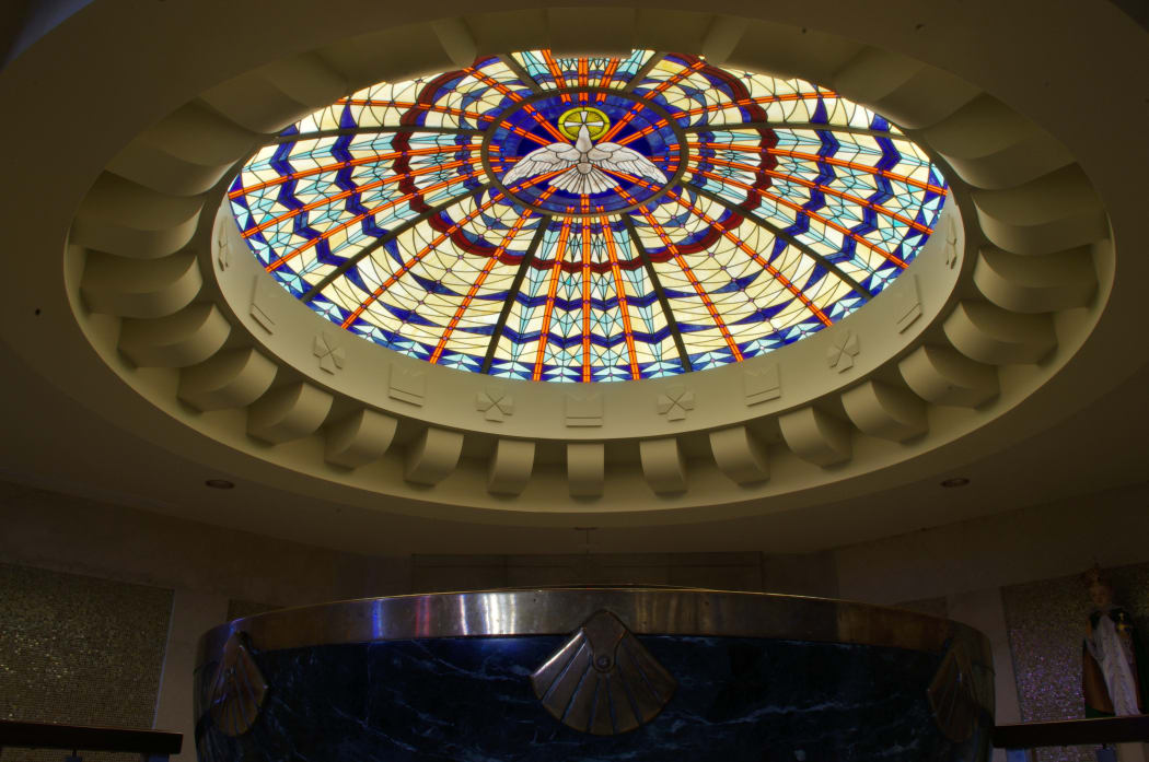 Cathedral of Christ the King (Lexington, Kentucky), interior, baptismal font and stained glass