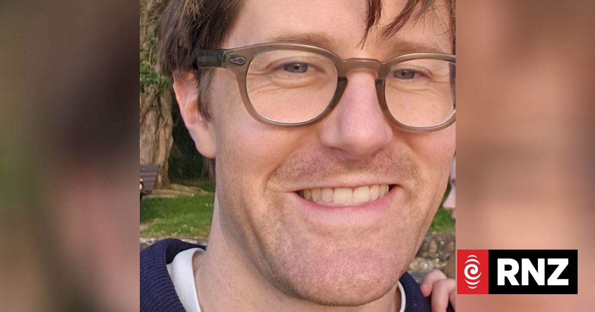 Family, police appeal to public for help finding PhD student Sam Newton whose car was found at Piha's Mercer Bay loop track
