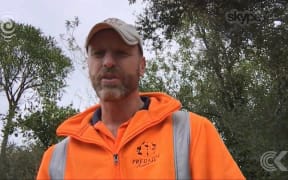 Pest controller tries blatant honesty as a recruiting tactic