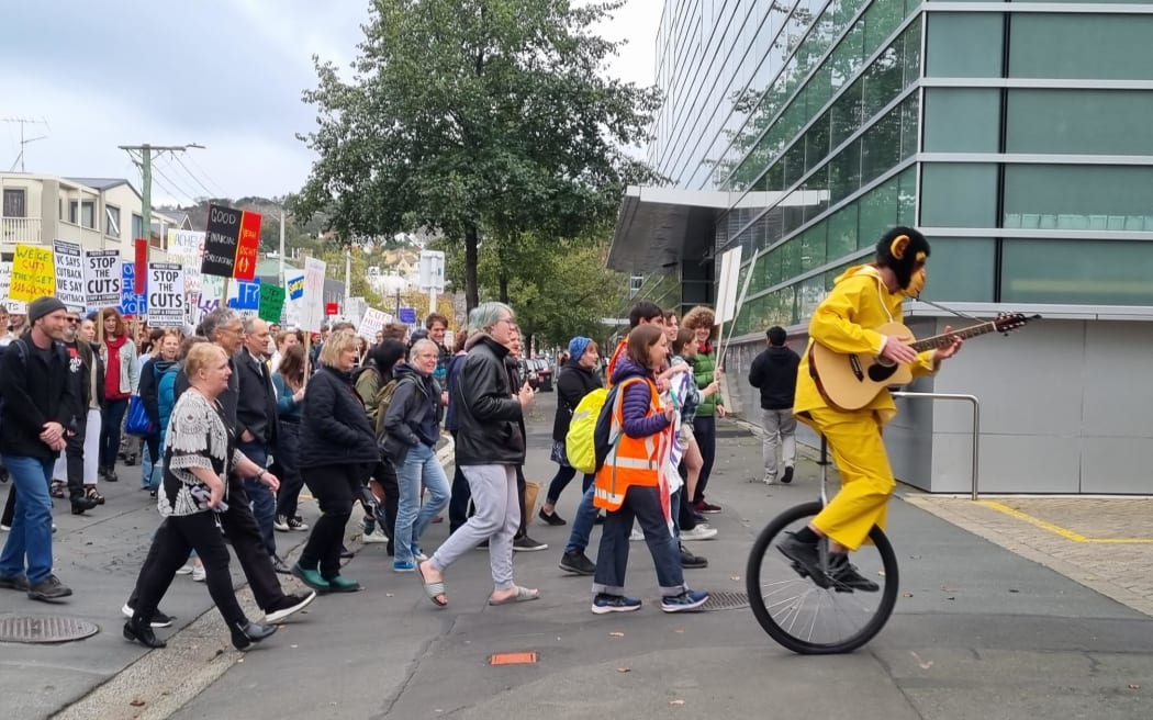 Lecturers and students protest at the University of Otago