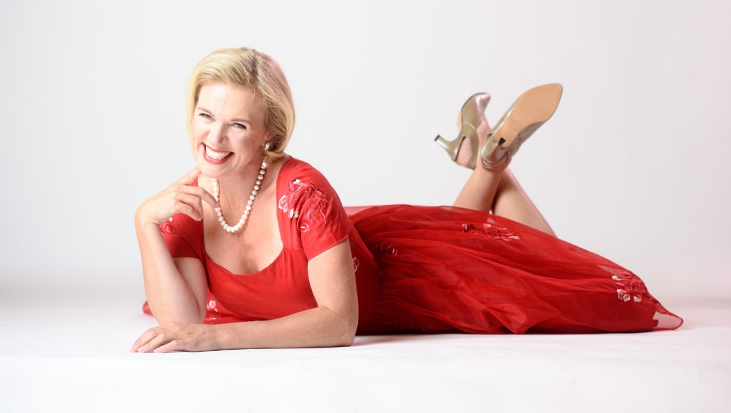 Ali Harper as Doris Day