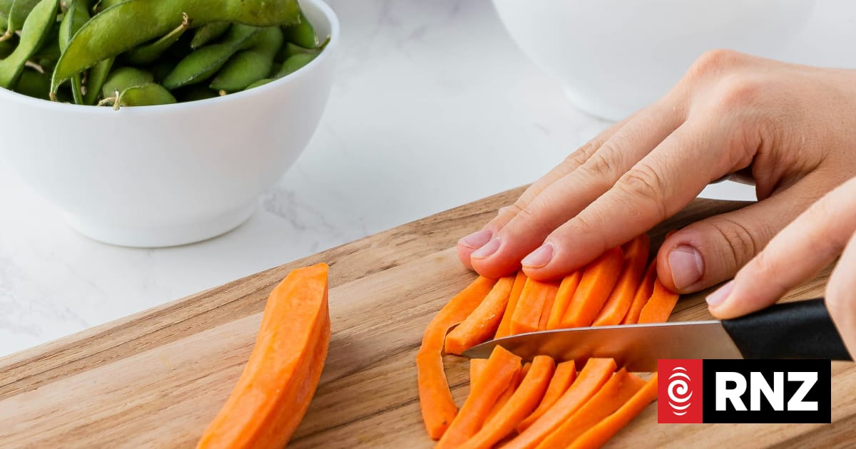 A naturopath's school-lunch hack: 'Put fruit and vegetables in a thermos'